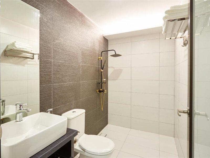 Dream Luxury Hotel Muar Exterior photo