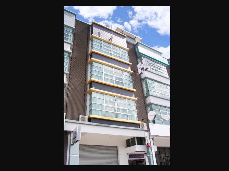 Dream Luxury Hotel Muar Exterior photo