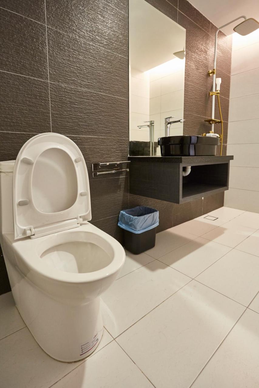 Dream Luxury Hotel Muar Exterior photo