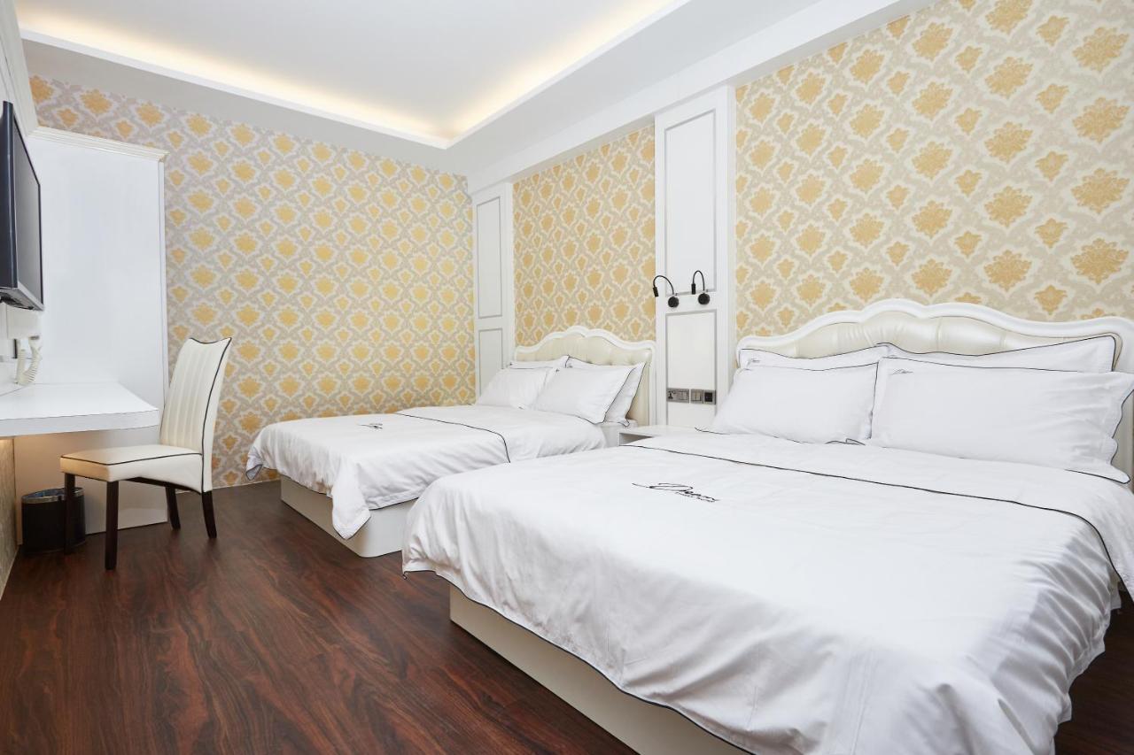 Dream Luxury Hotel Muar Exterior photo