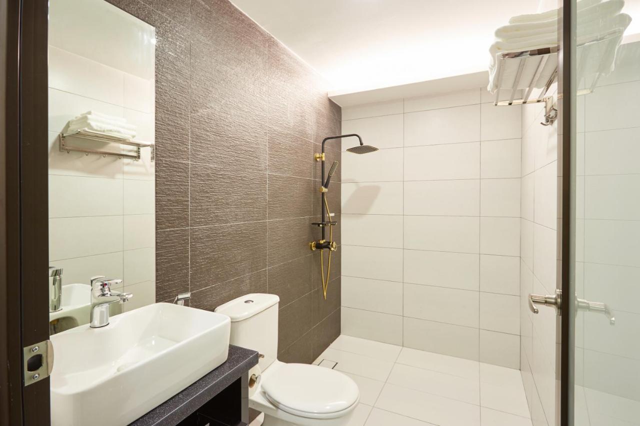 Dream Luxury Hotel Muar Exterior photo